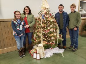 Christmas Tree decoration - 1st place Yandle & Sons Small Engine Repair